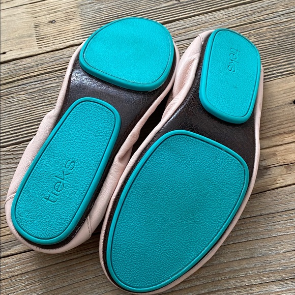 Tieks in Ballerina Pink. Size 8.